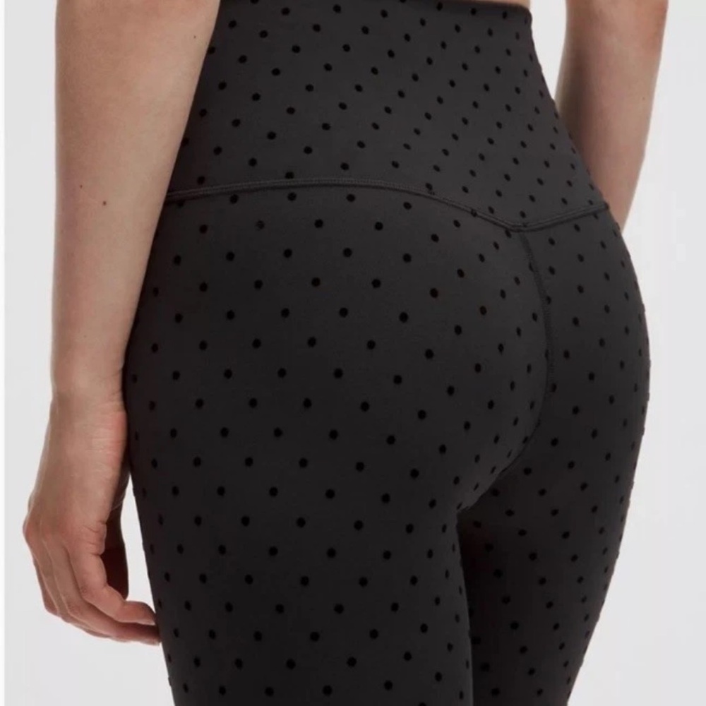 Lululemon align high-rise pant flocked 25” size 4 Polka dot